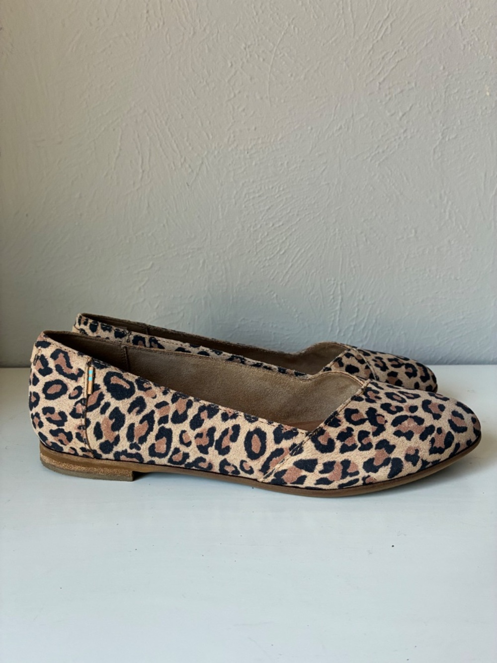 TOMS Leopard Print Flats | Women's 6 | New Without Box | NWOB - Picture 2 of 4